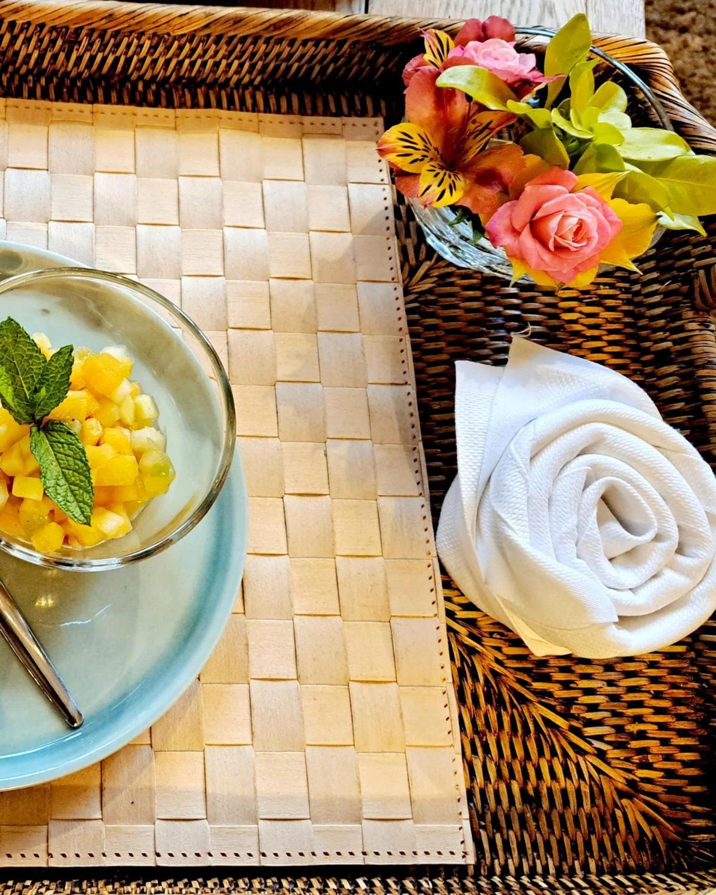 Hotel Restaurant Les Ormes, The Originals Relais Barneville-Carteret